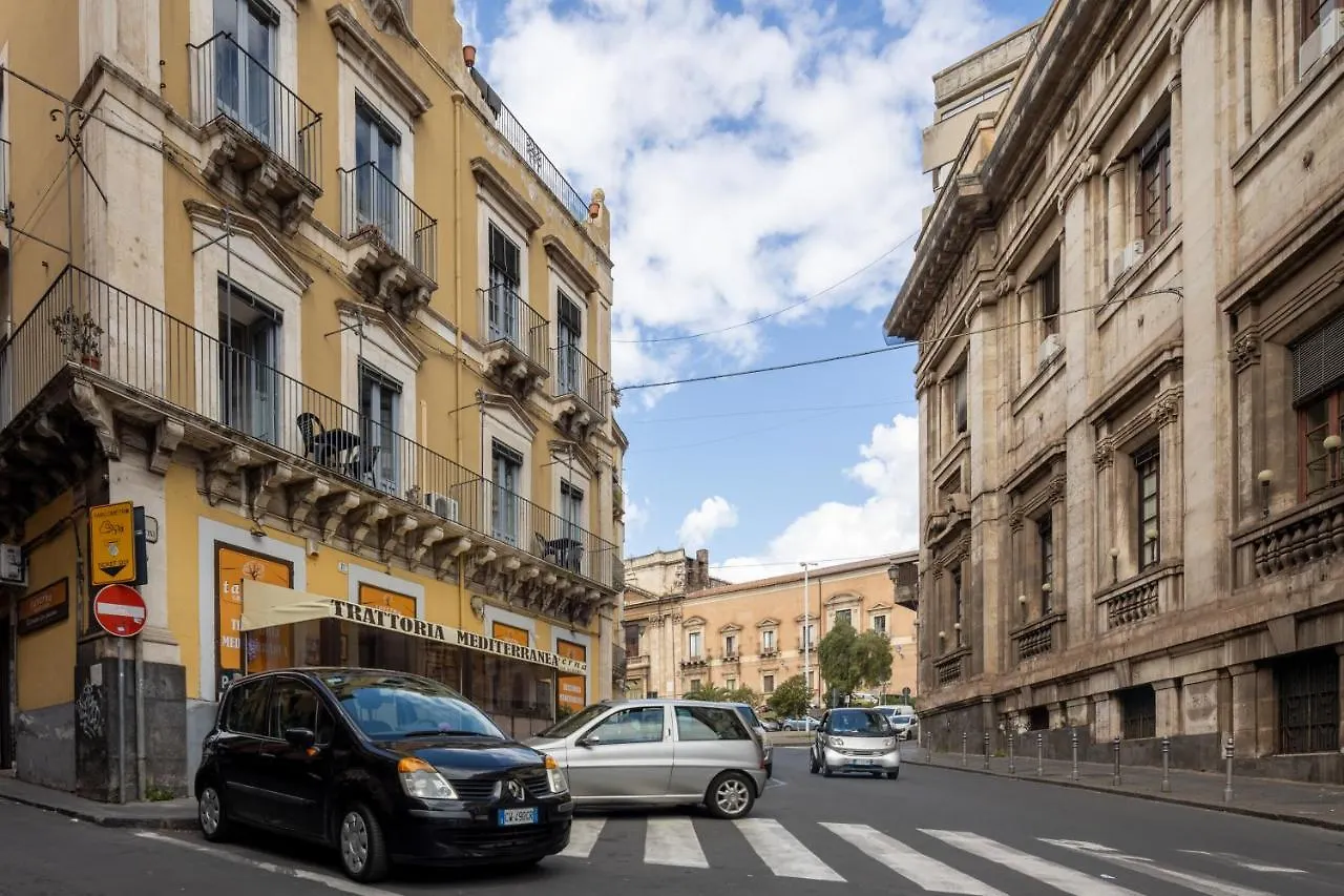 Apartamento La Casa Di Carta In Piazza Stesicoro CTA Italia
