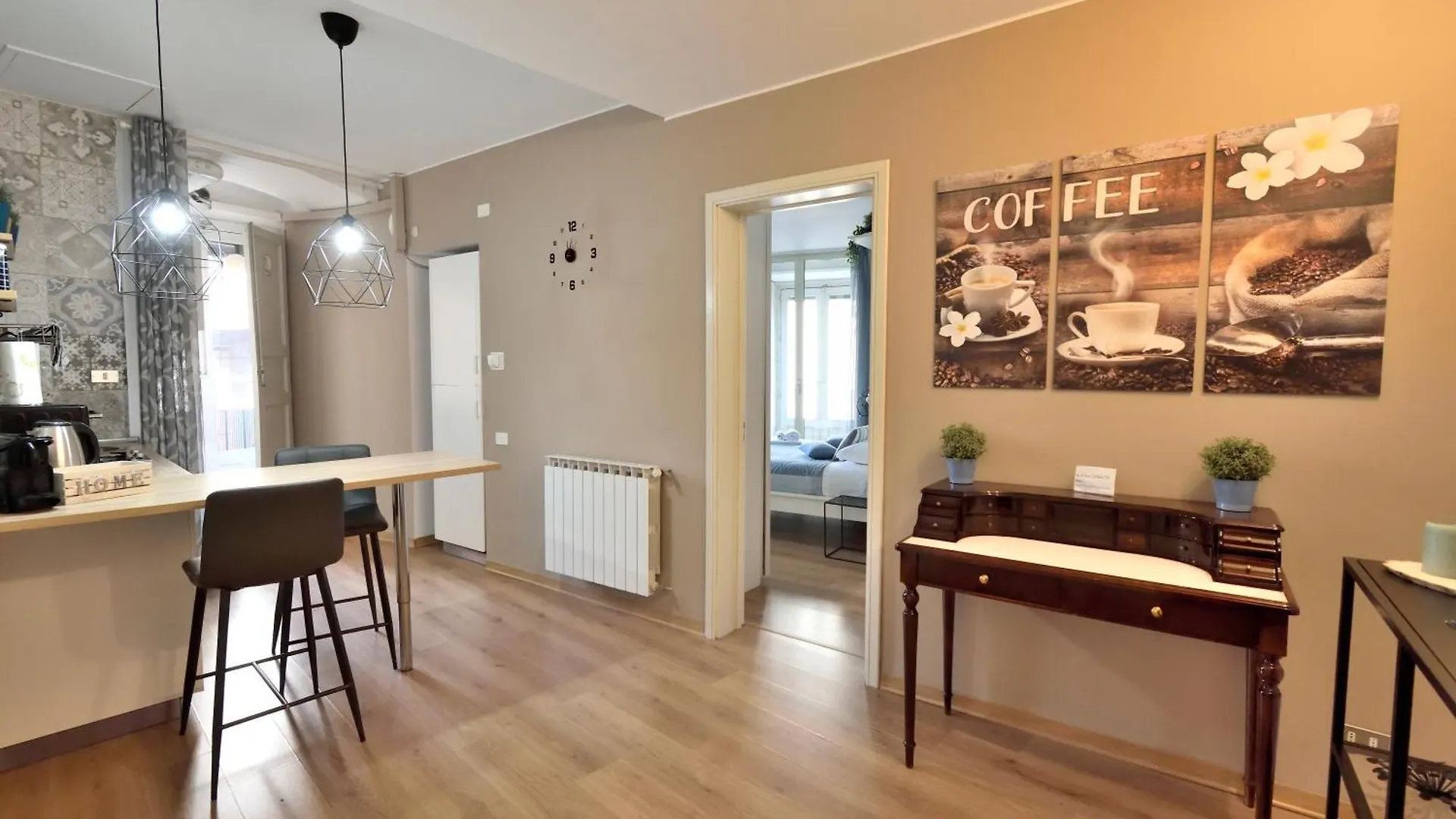 Apartamento La Casa Di Carta In Piazza Stesicoro CTA