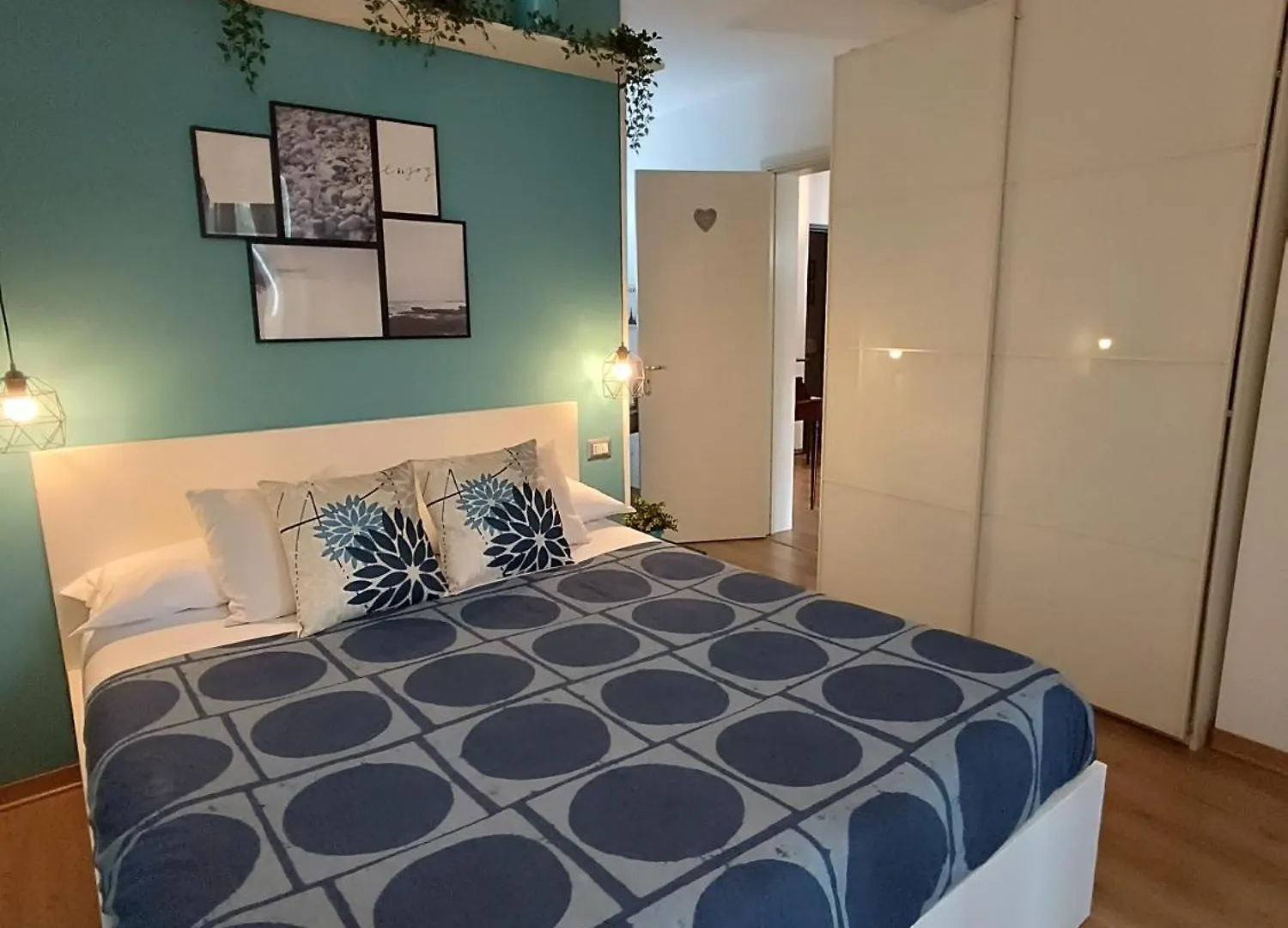 Apartamento La Casa Di Carta In Piazza Stesicoro CTA Italia
